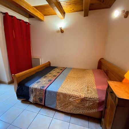Laragne-Monteglin Appartement 4 Pers Plein Centre Ville, Wifi, Balcon מראה חיצוני תמונה