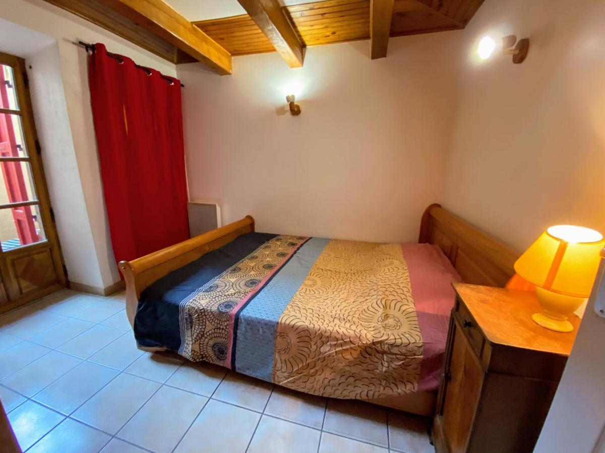 Laragne-Monteglin Appartement 4 Pers Plein Centre Ville, Wifi, Balcon מראה חיצוני תמונה